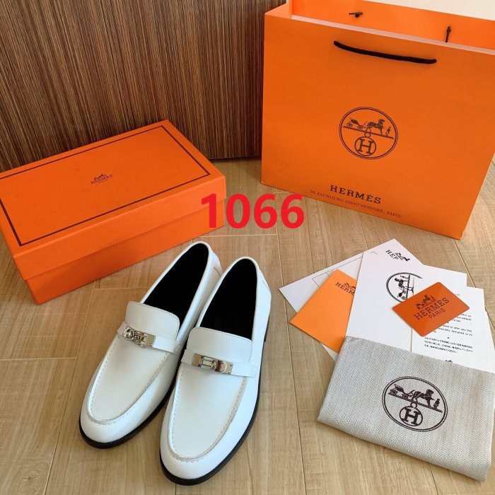 Women flat shoes, size 35-42, with box, SS70-1066