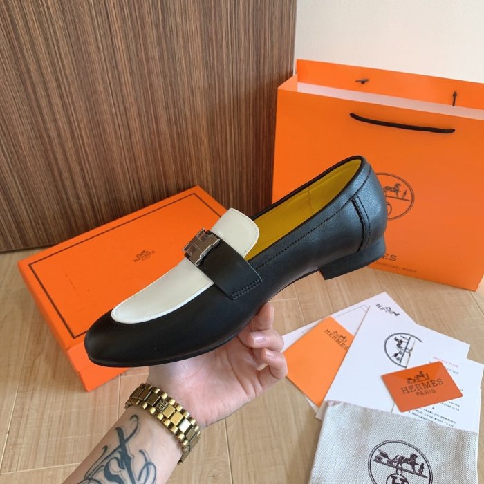Women flat shoes, size 34-42, with box, SS70-1073