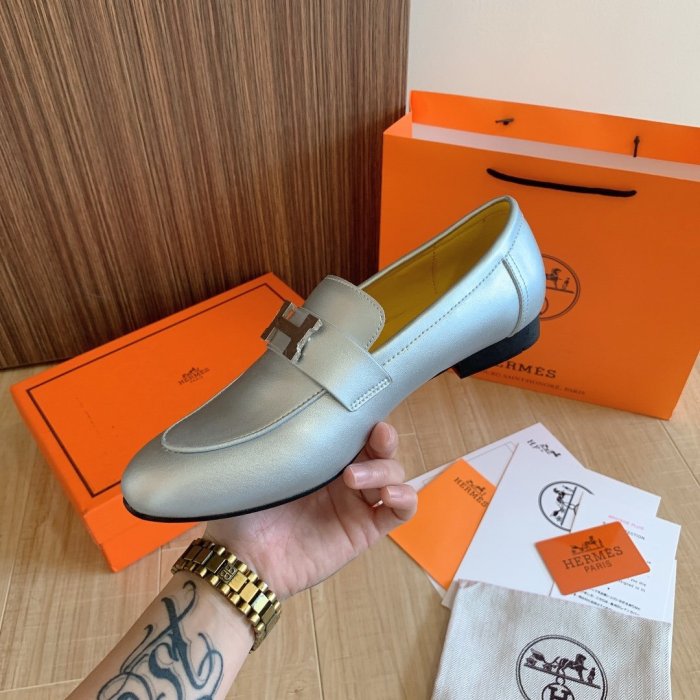 Women flat shoes, size 34-42, with box, SS70-1074
