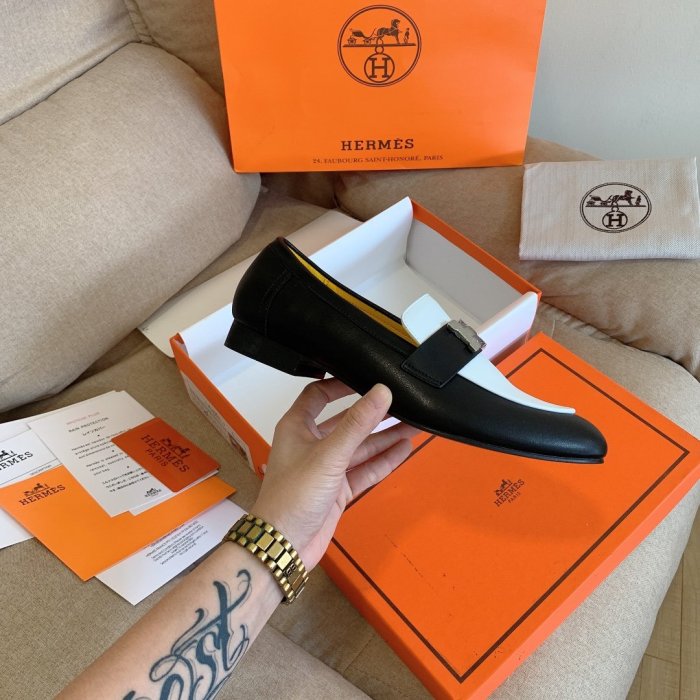 Women flat shoes, size 34-42, with box, SS70-1073