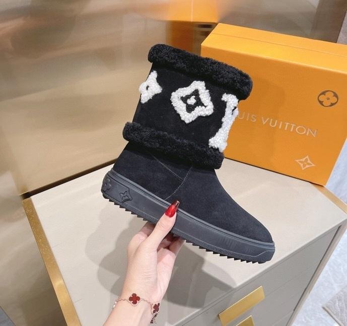 women boots shoes, size 35-41, with box,SS110-147-150