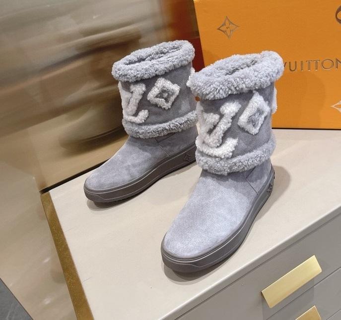 women boots shoes, size 35-41, with box,SS110-147-150