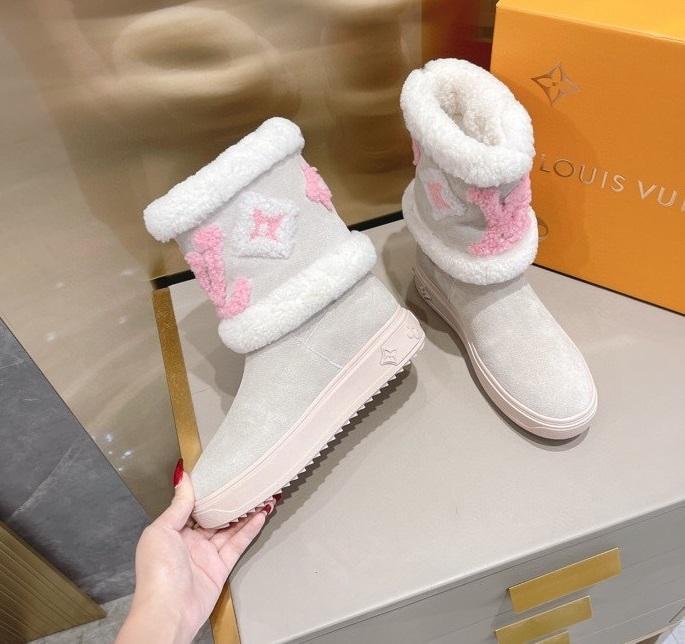 women boots shoes, size 35-41, with box,SS110-147-150