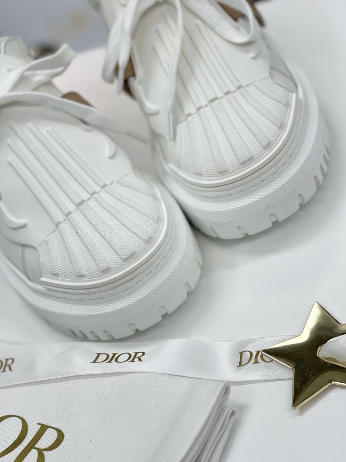Women flat shoes, size 35-41, with box, SS88-377-380