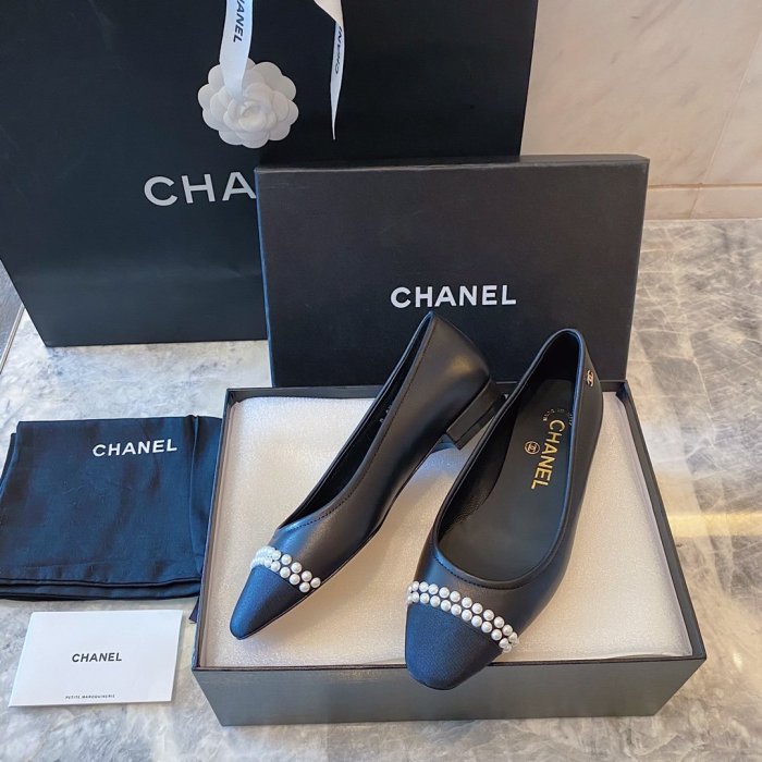 Women flat shoes, size 35-40, with box, SS60-1142-1143