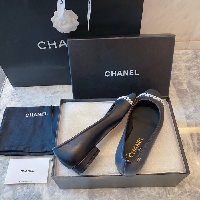 Women flat shoes, size 35-40, with box, SS60-1142-1143