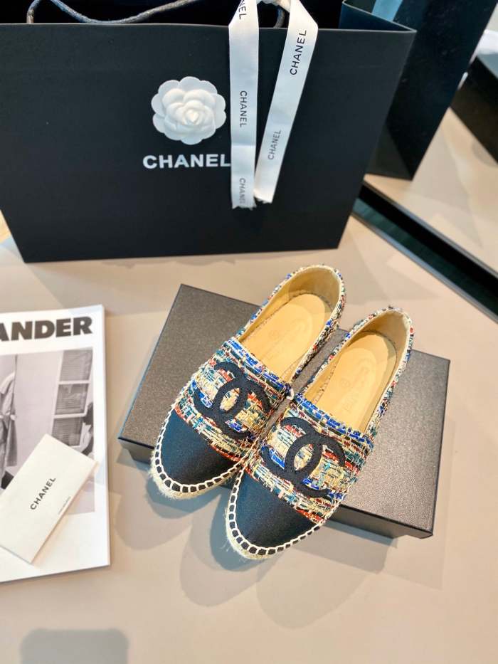 women flat ballet shoes, size 35-42,  with box, SS50-849