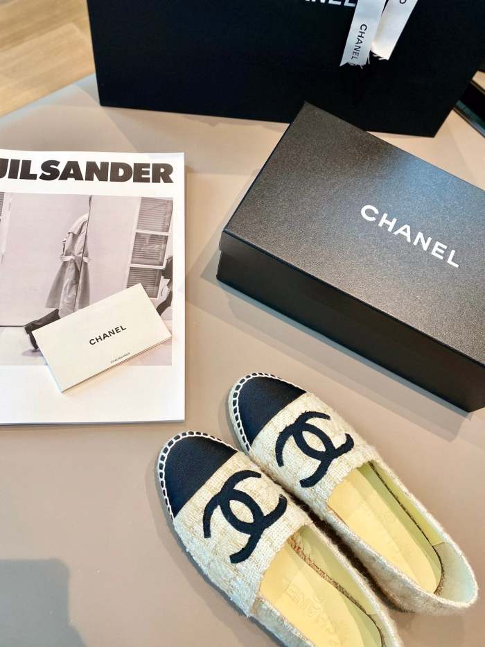 women flat ballet shoes, size 35-42,  with box, SS50-848