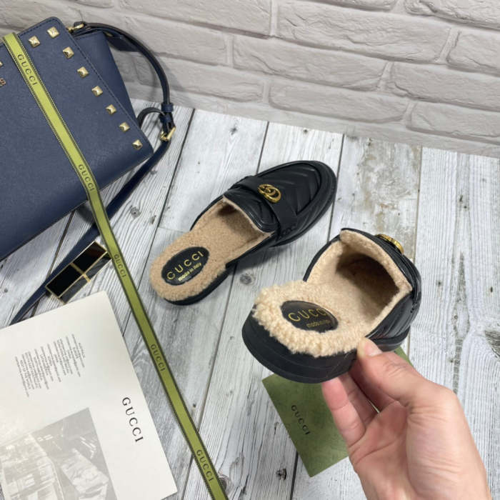 women flat slippers shoes, size 35-40, with box , SS60-1173-1174