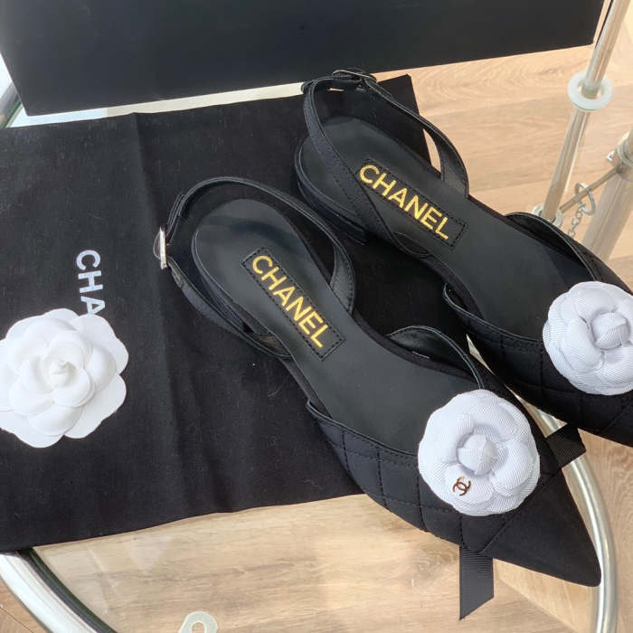 women flat shoes, size 35-40, with box , SS60-1203-1204
