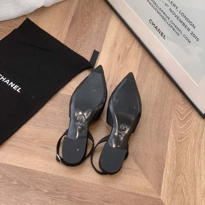 women flat shoes, size 35-40, with box , SS60-1203-1204
