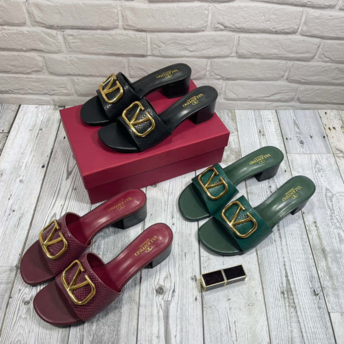 heel shoes, size 35-42, heel 5cm, with box, SS60-1200-1202