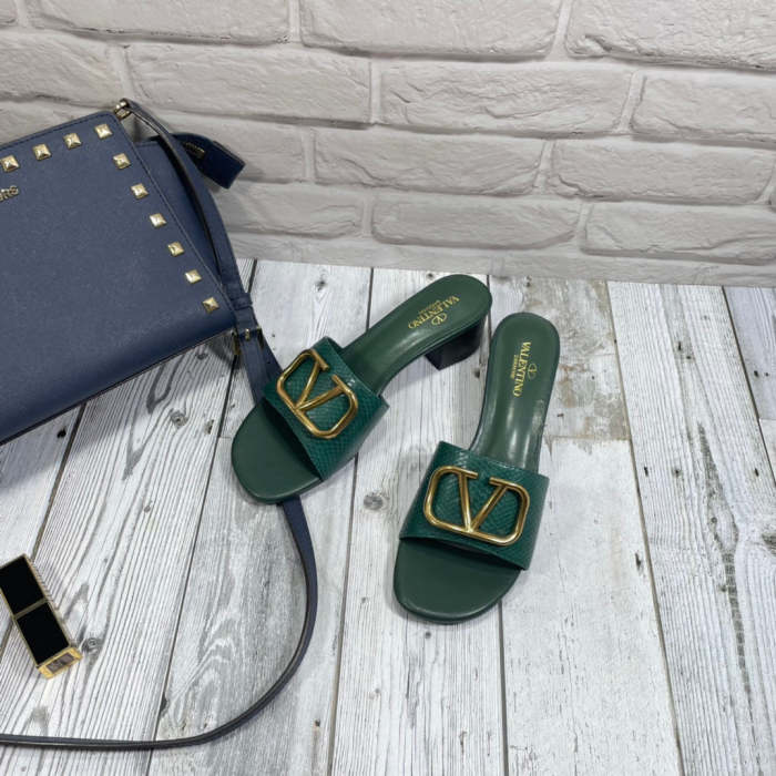 heel shoes, size 35-42, heel 5cm, with box, SS60-1200-1202