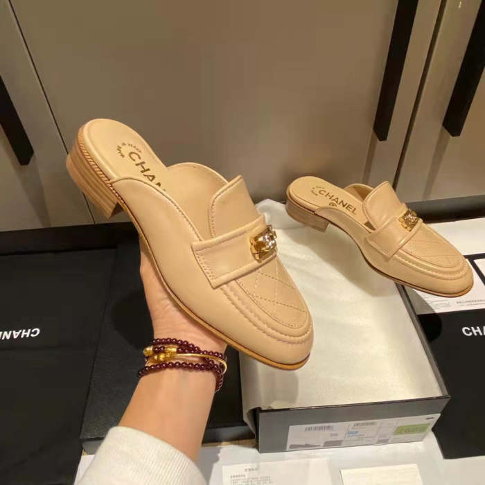 women flat slippers shoes, size 35-40, with box , SS60-1213-1215