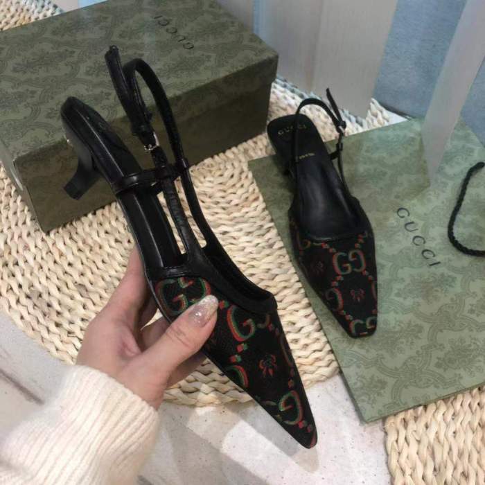 heel shoes, size 34-40, heel 4.5cm, with box, SS60-1307