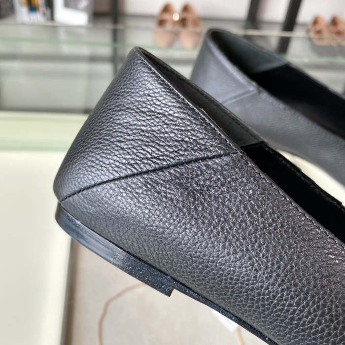 Women flat shoes, size 35-40, with box, SS60-1301-1302