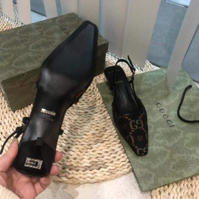 heel shoes, size 34-40, heel 4.5cm, with box, SS60-1307