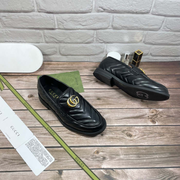 Women flat shoes, size 35-40, with box, SS70-1131-1132