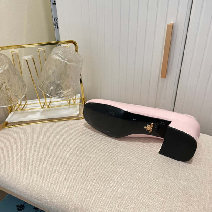Women flat shoes, size 35-40, with box, SS60-1281-1286