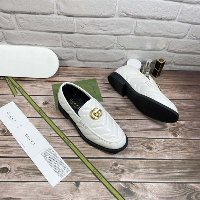 Women flat shoes, size 35-40, with box, SS70-1131-1132