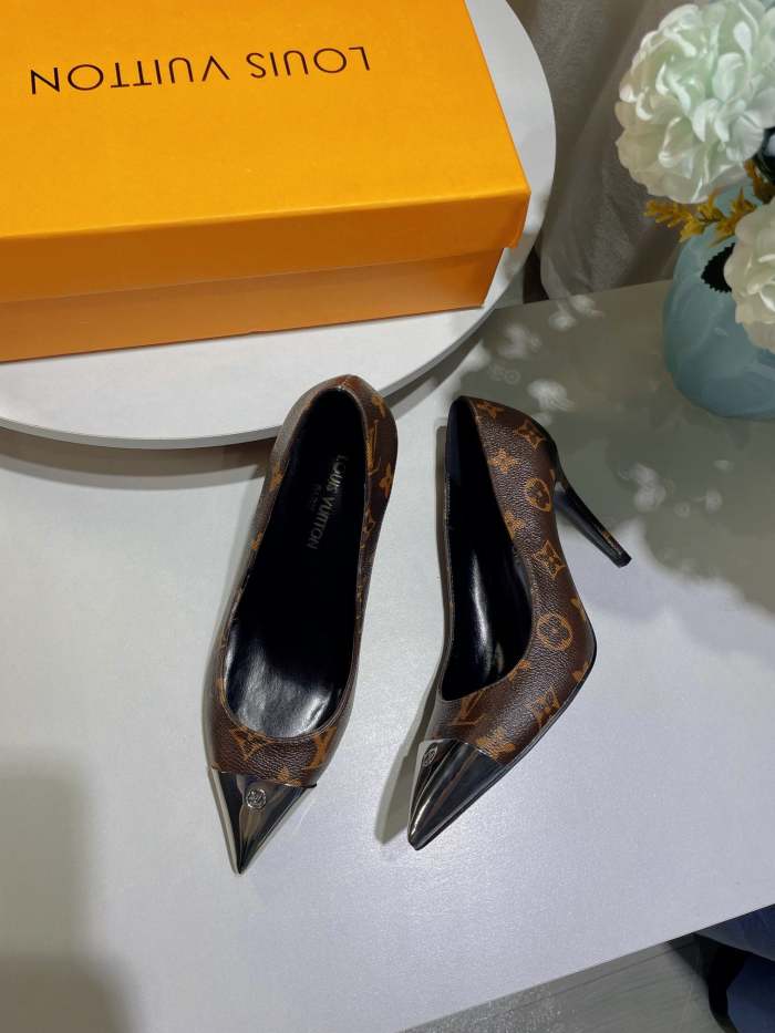 heel shoes, size 34-42, heel 8cm, with box, SS70-1130