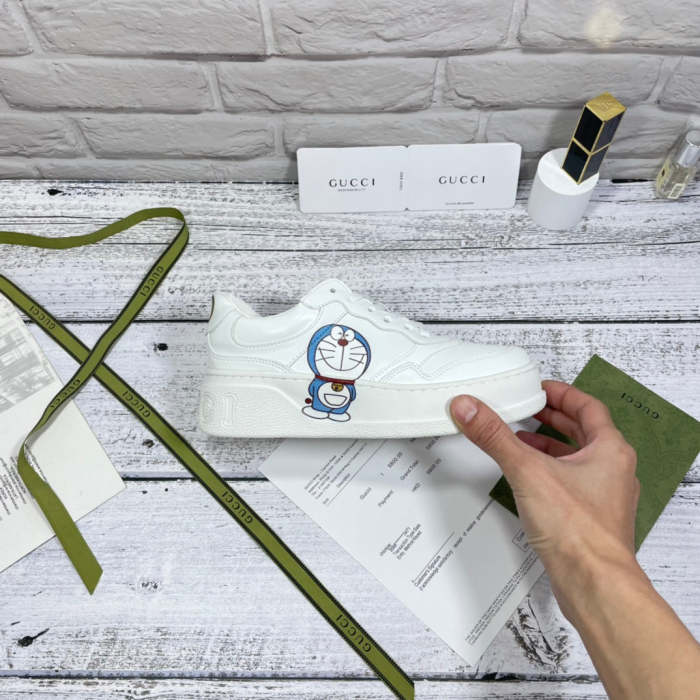 Women flat sneakers shoes, size 35-40, with box, SS70-1135