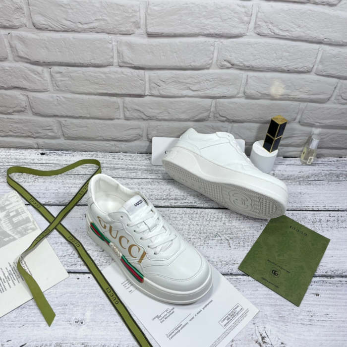 Women flat sneakers shoes, size 35-40, with box, SS70-1134
