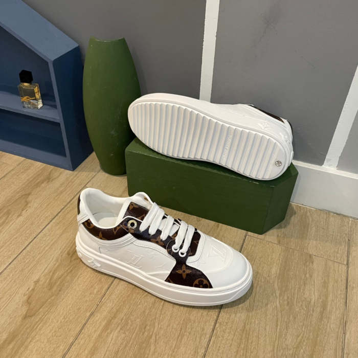 Women flat sneakers shoes, size 35-41, with box, SS70-1137