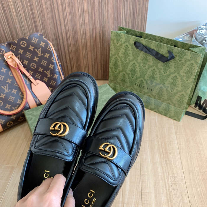 Women flat shoes, size 35-40, with box, SS70-1166