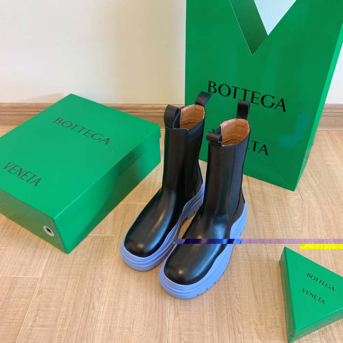 women boot shoes, size 35-40, with box, SS80-304