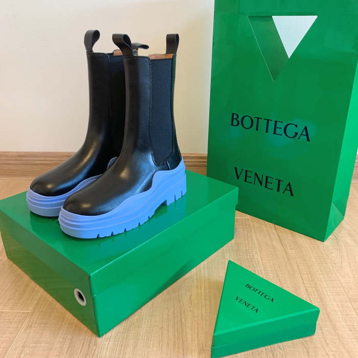 women boot shoes, size 35-40, with box, SS80-304
