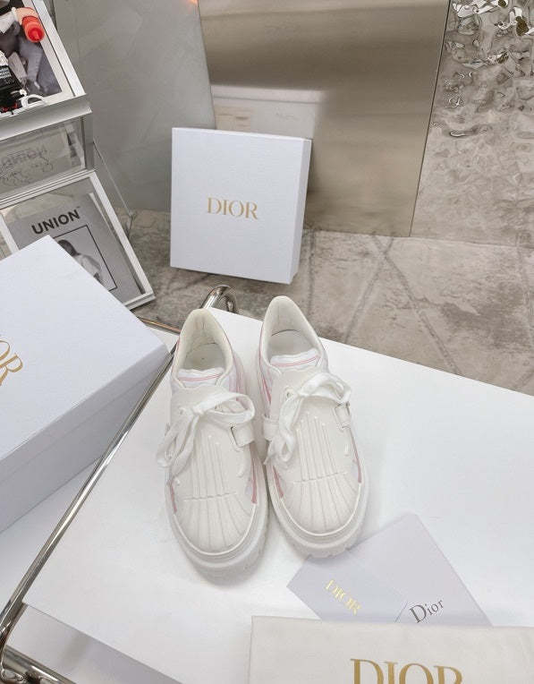 Women flat sneakers shoes, size 35-40, with box, SS88-389-391