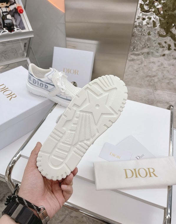 Women flat sneakers shoes, size 35-40, with box, SS88-389-391