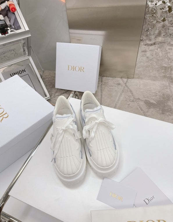 Women flat sneakers shoes, size 35-40, with box, SS88-389-391