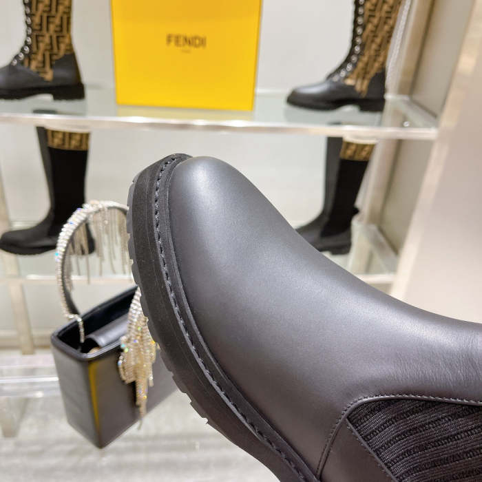 women boots shoes, size 35-40, with box,SS110-159
