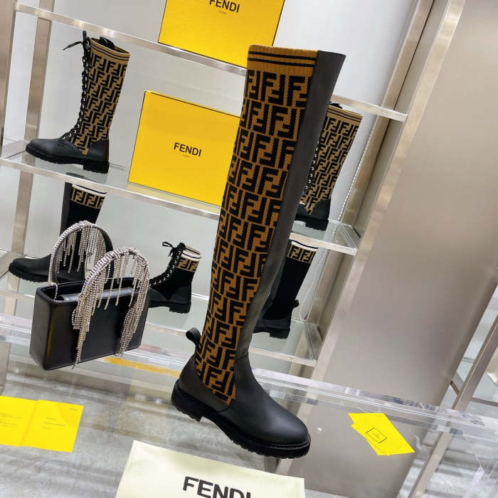 women boots shoes, size 35-40, with box,SS110-158