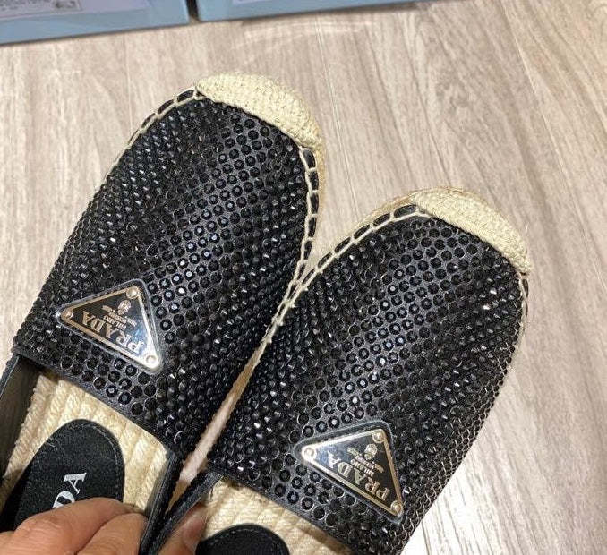 Top Quality Women flat rhinestones shoes, size 35-42, with box , SS110-169