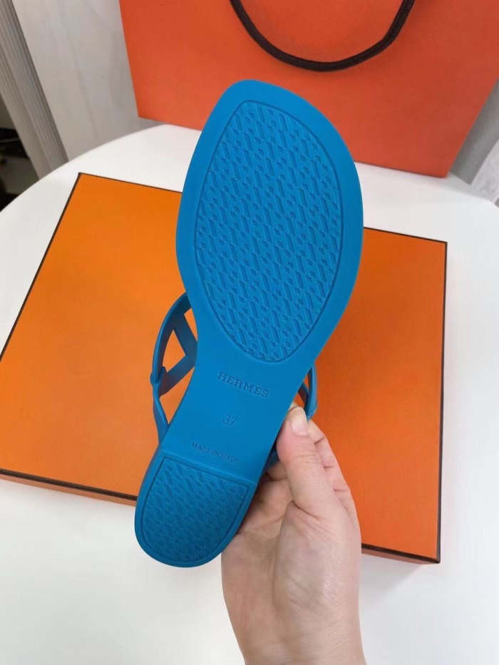 Flat leather sandals slippers , size 35-41  , with box,  SS50-875-880