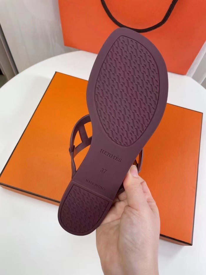 Flat leather sandals slippers , size 35-41  , with box,  SS50-875-880