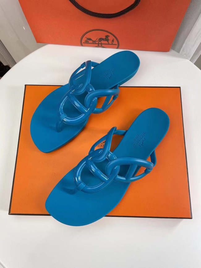 Flat leather sandals slippers , size 35-41 , with box, SS50-875-880