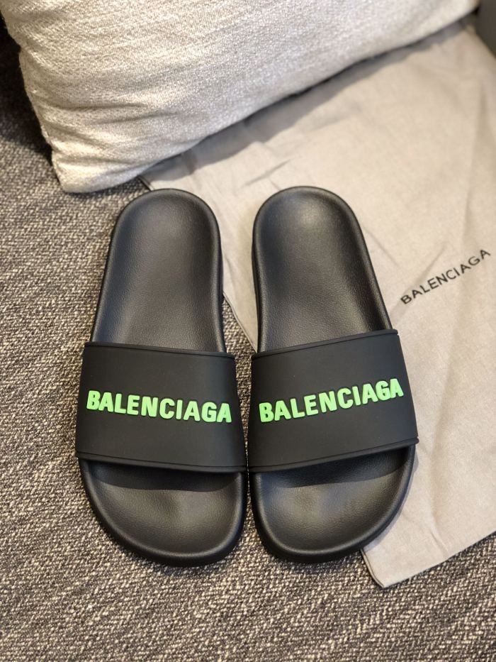 Flat leather sandals slippers , size 35-40  , with box,  SS50-893-898