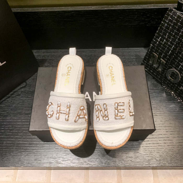 Flat leather sandals slippers , size 34-40 , with box, SS60-1320-1324