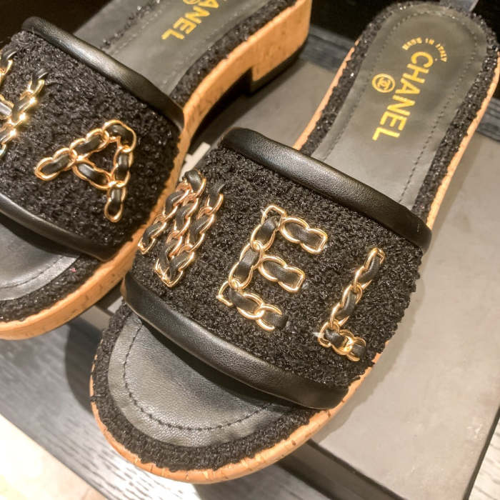 Flat leather sandals slippers , size 34-40 , with box, SS60-1320-1324