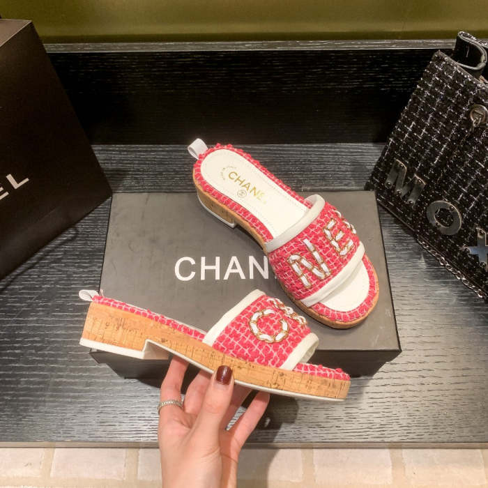 Flat leather sandals slippers , size 34-40 , with box, SS60-1320-1324