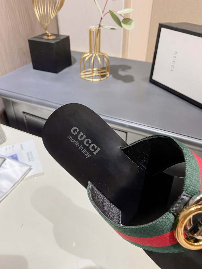 Flat leather sandals slippers , size 35-43 , with box, SS60-1337-1338