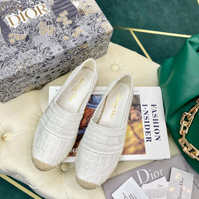 Women flat shoes ,size 35-40,with box, SS60-1333-1334