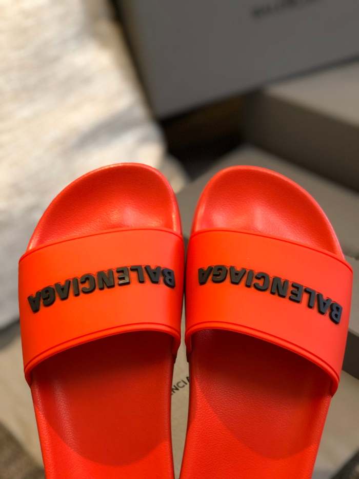 Flat leather sandals slippers , size 35-40  , with box,  SS50-893-898