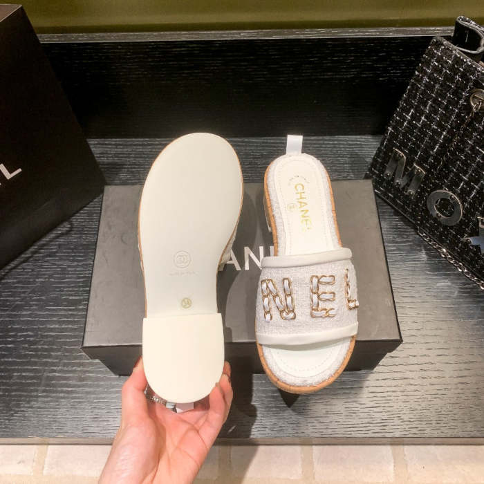 Flat leather sandals slippers , size 34-40 , with box, SS60-1320-1324