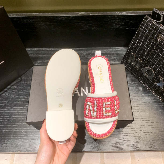 Flat leather sandals slippers , size 34-40 , with box, SS60-1320-1324
