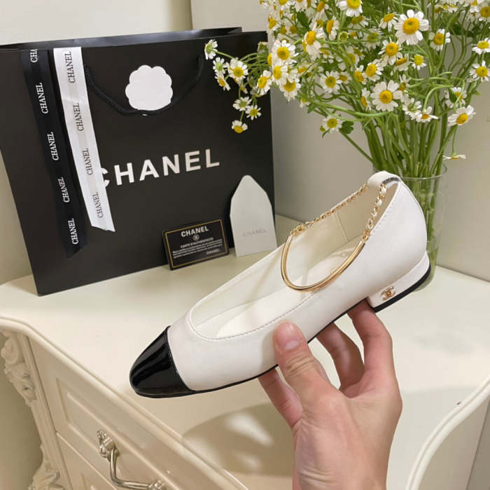 Women flat shoes ,size 35-40,with box, SS60-1340-1341